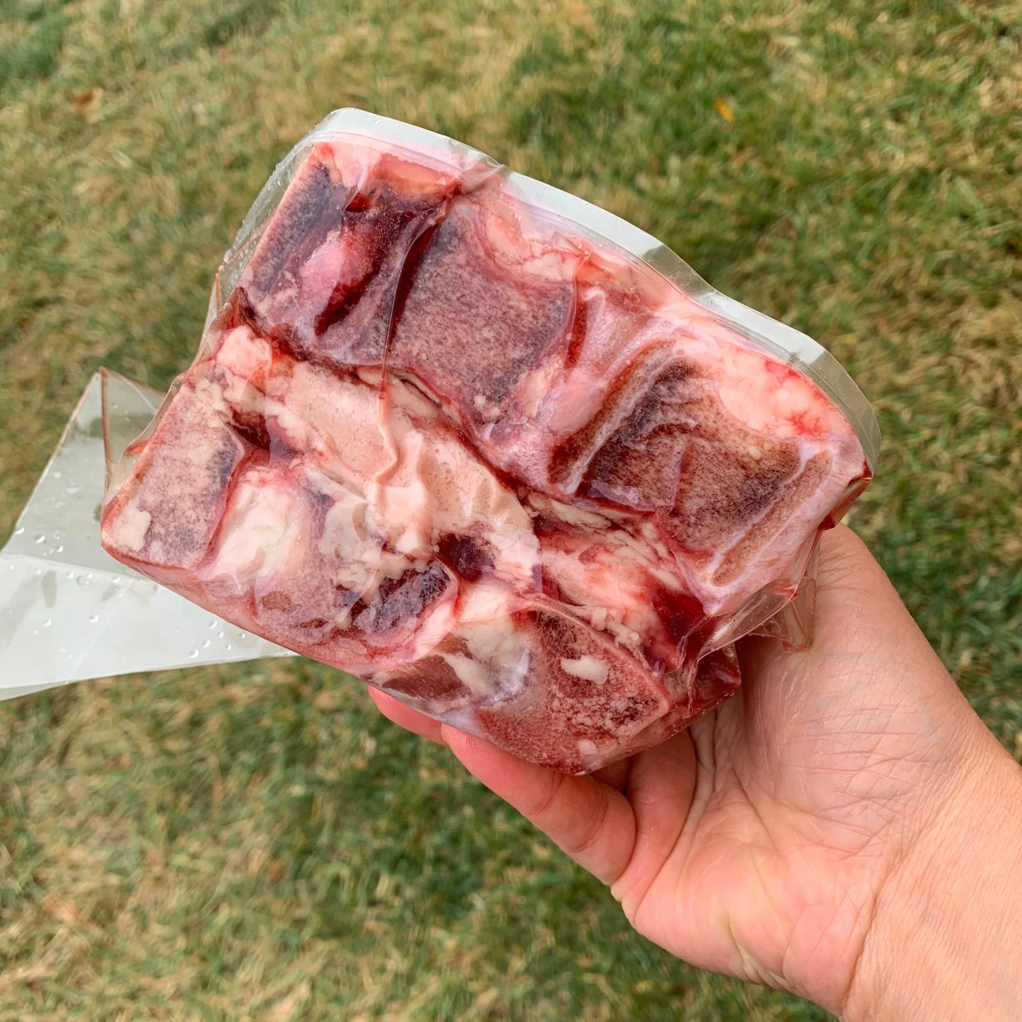 Meaty Beef Bones - 1 pk